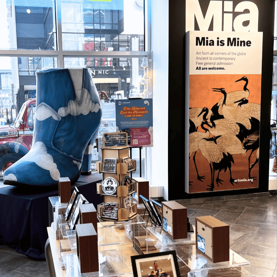Meet Minneapolis Visitors Center