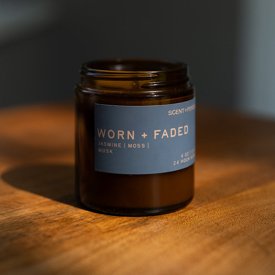 Worn and Faded coconut soy candle with silver lid, jasmine moss musk scent — Scent & Psyche